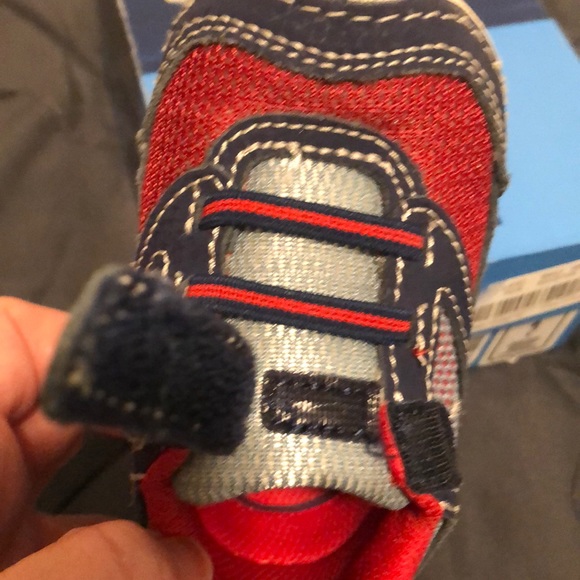 Stride Rite - size 4 - Picture 7 of 7